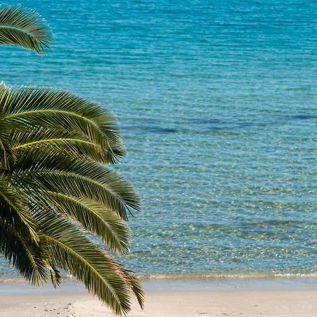 Golden Breeze Apartamento *